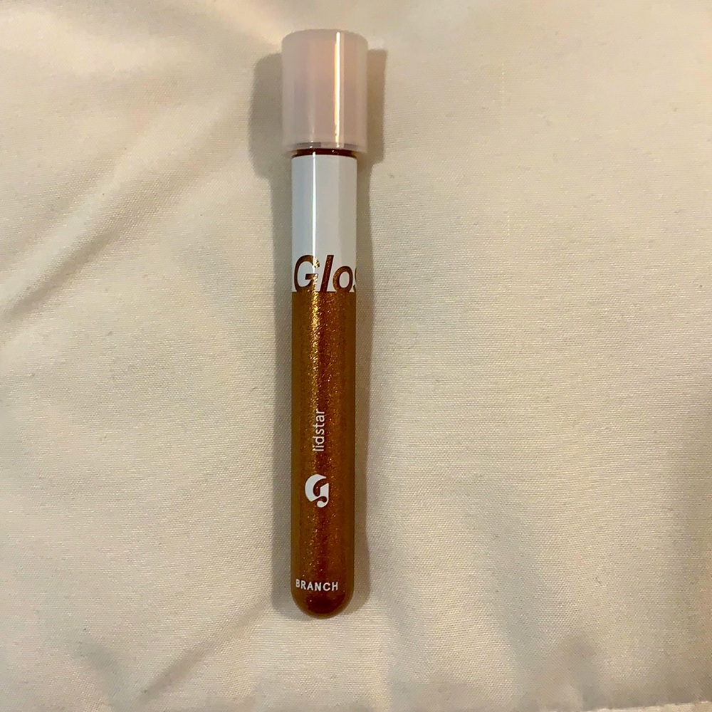 Glossier Lidstar in Branch